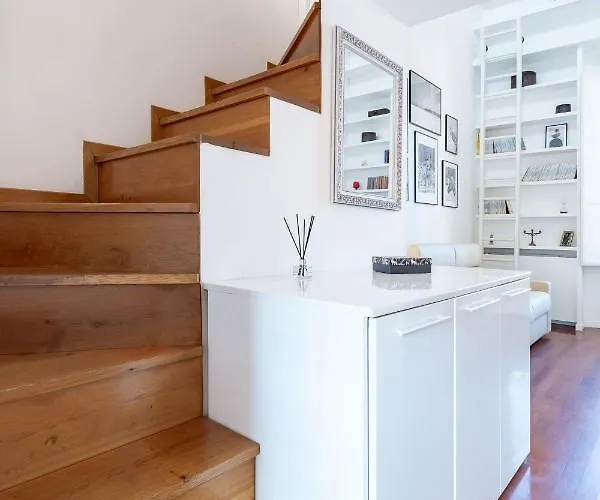 Housmart San Mamolo 6 Lägenhet