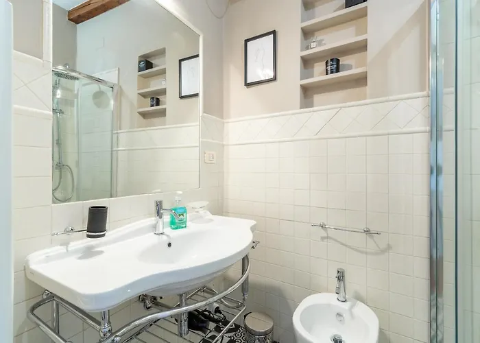 Housmart San Mamolo 6 ボローニャ