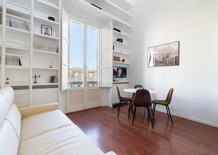 Housmart San Mamolo 6 *